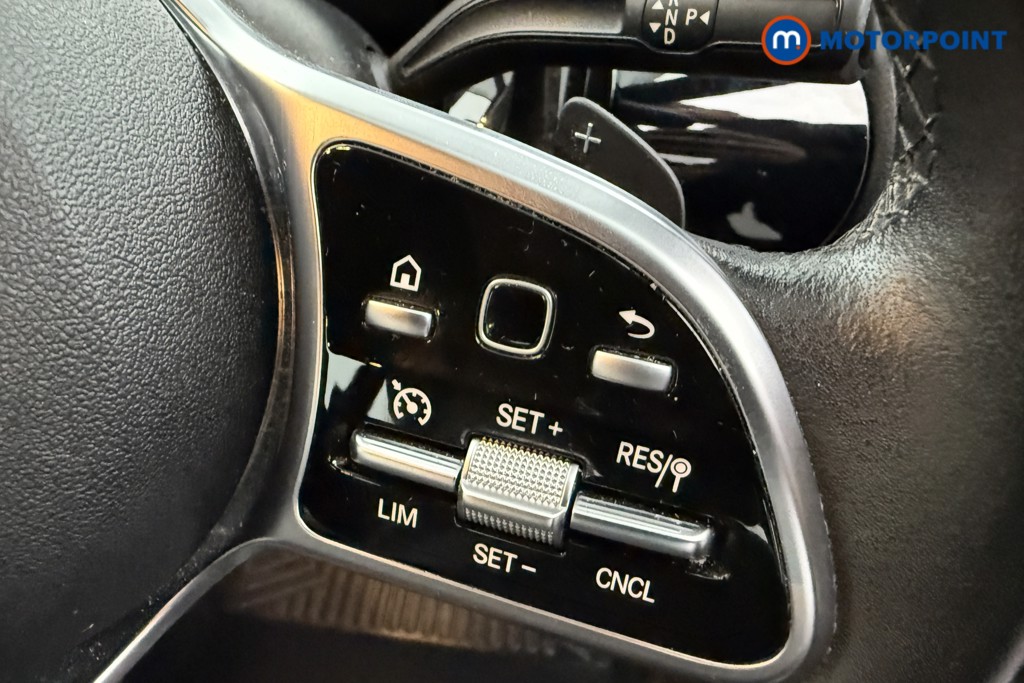 Mercedes-Benz B Class Sport Automatic Diesel Hatchback - Stock Number (1602359) - 4th supplementary image