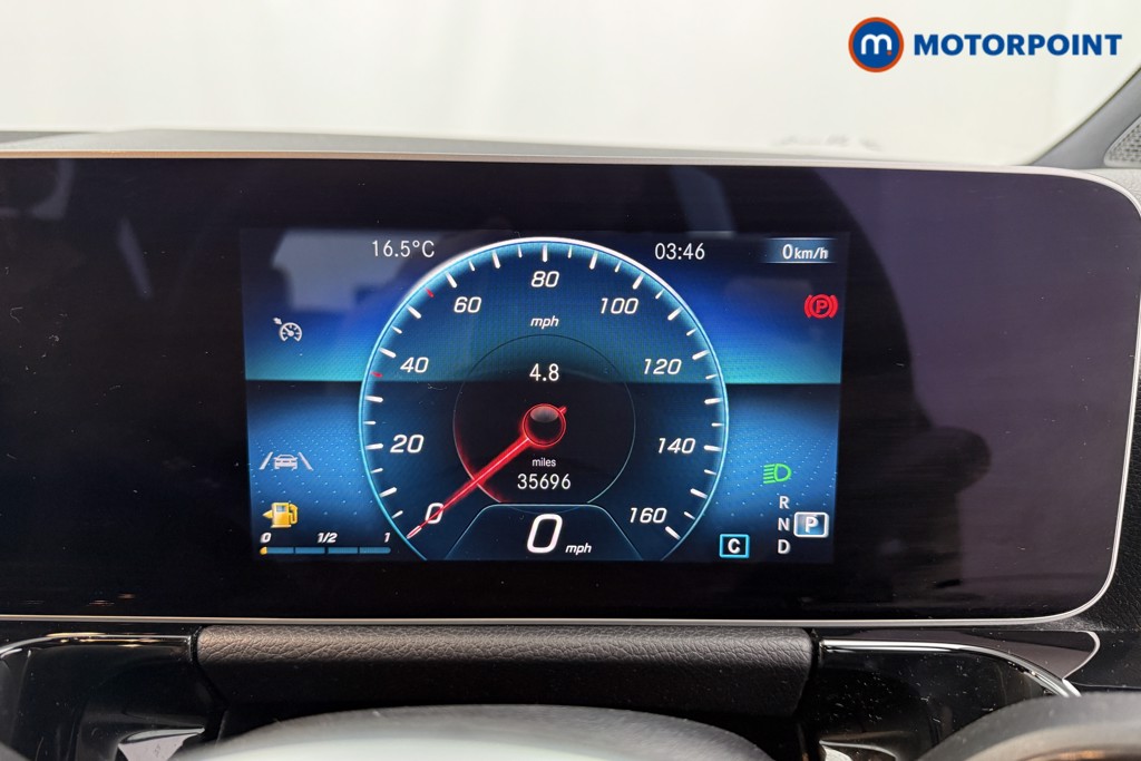 Mercedes-Benz B Class Sport Automatic Diesel Hatchback - Stock Number (1602359) - 5th supplementary image