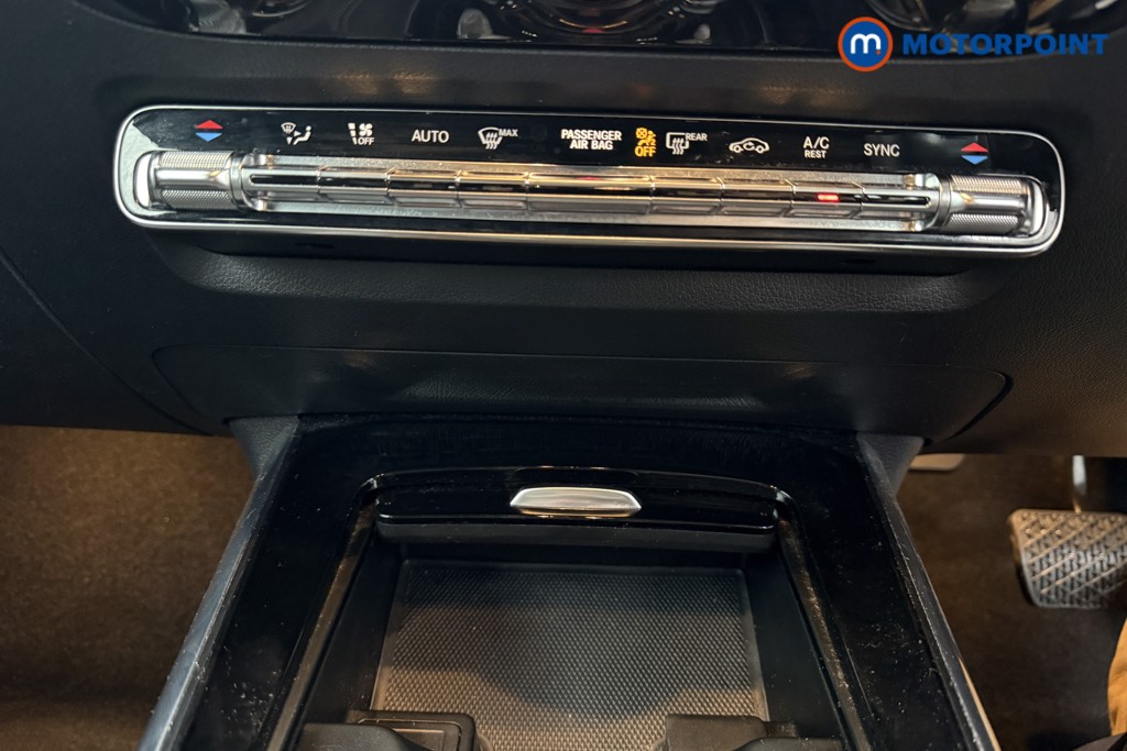 Mercedes-Benz B Class Sport Automatic Diesel Hatchback - Stock Number (1602359) - 16th supplementary image