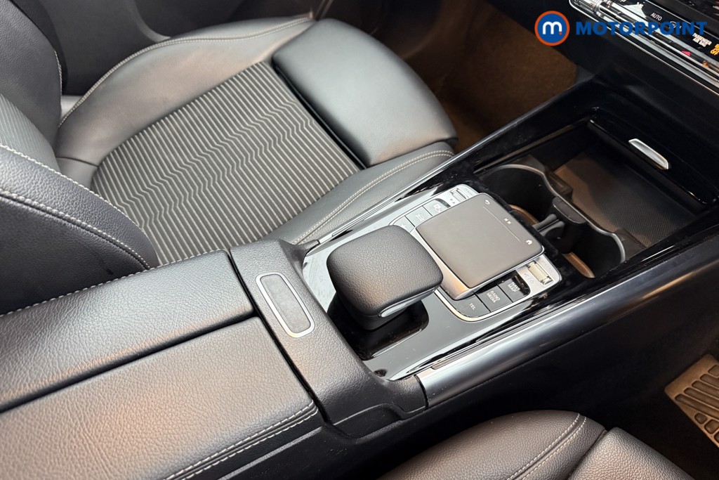 Mercedes-Benz B Class Sport Automatic Diesel Hatchback - Stock Number (1602359) - 18th supplementary image