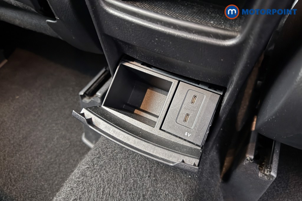 Mercedes-Benz B Class Sport Automatic Diesel Hatchback - Stock Number (1602359) - 26th supplementary image