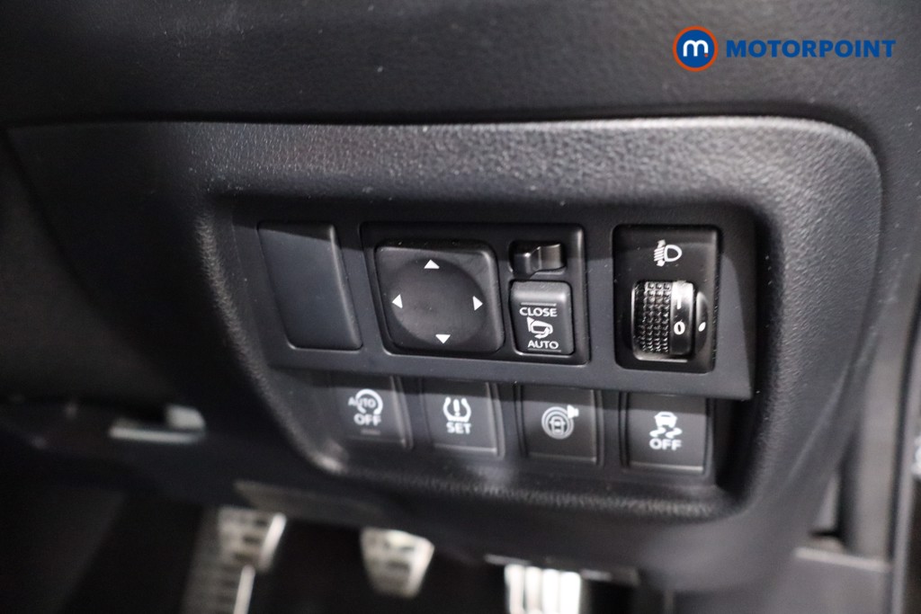 Nissan Juke Tekna Pulse Manual Diesel SUV - Stock Number (1602432) - 20th supplementary image