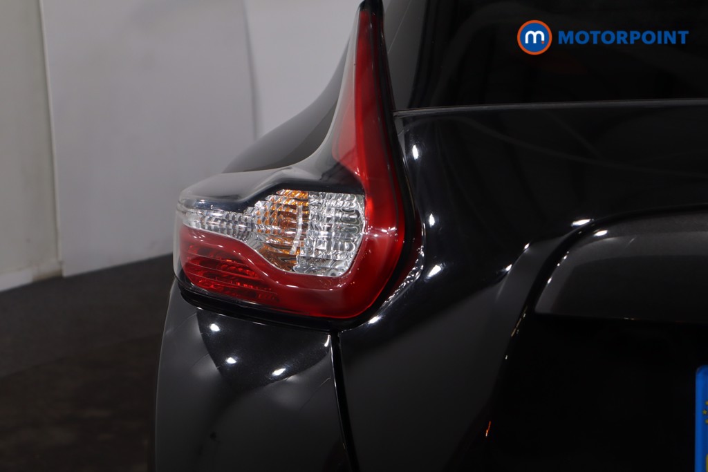 Nissan Juke Tekna Pulse Manual Diesel SUV - Stock Number (1602432) - 32nd supplementary image