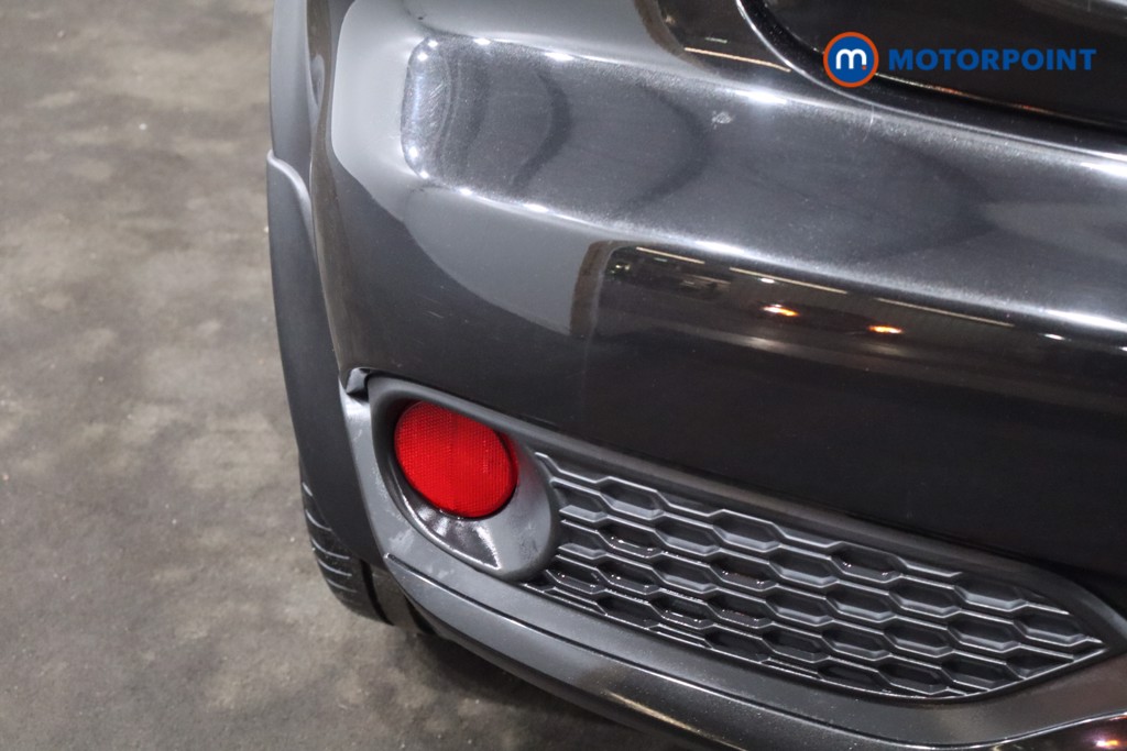 Nissan Juke Tekna Pulse Manual Diesel SUV - Stock Number (1602432) - 33rd supplementary image