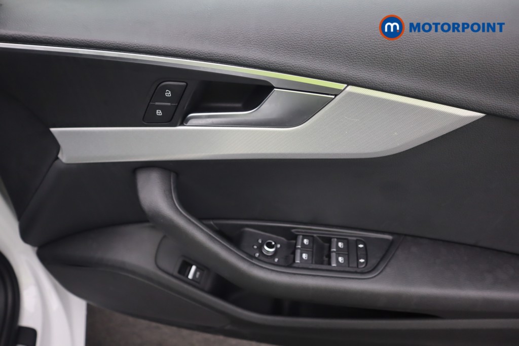 Audi A4 Sport Manual Petrol Saloon - Stock Number (1602510) - 17th supplementary image