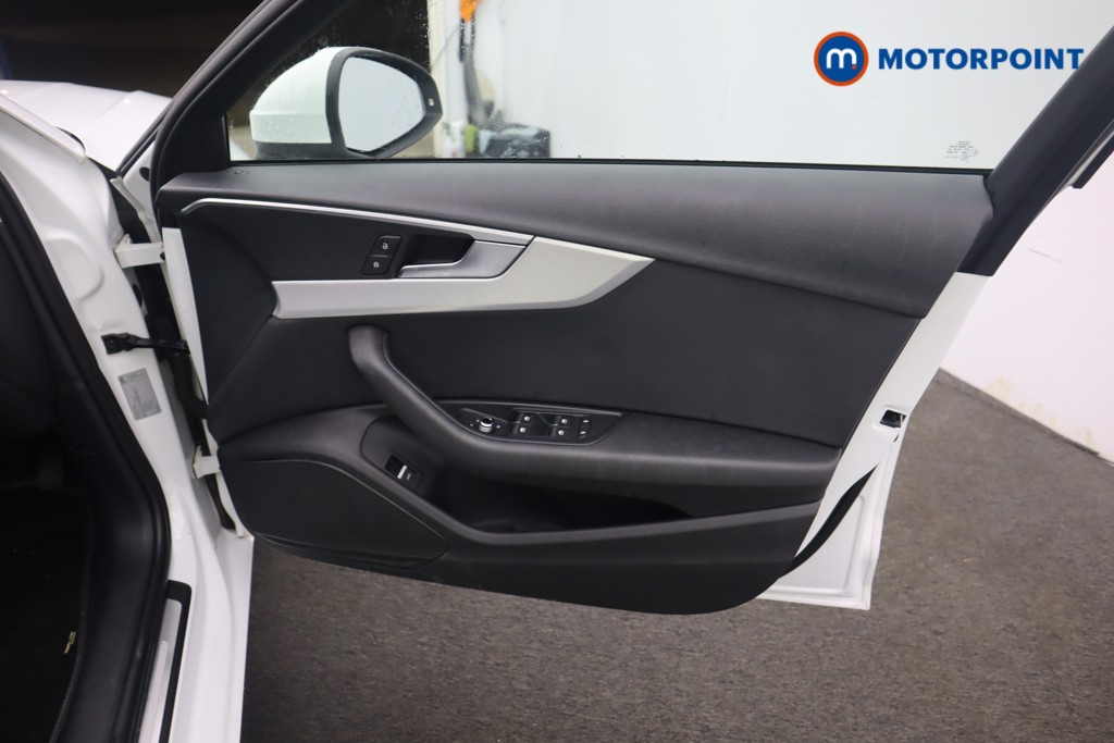 Audi A4 Sport Manual Petrol Saloon - Stock Number (1602510) - 18th supplementary image