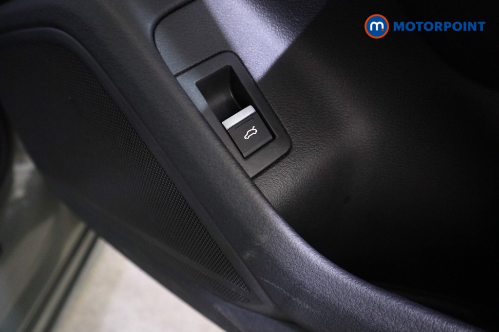 Audi A6 Black Edition Automatic Diesel Estate - Stock Number (1602612) - 12th supplementary image