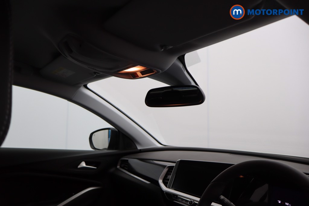 Vauxhall Grandland Ultimate Manual Petrol SUV - Stock Number (1602788) - 16th supplementary image