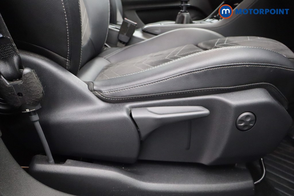 Vauxhall Grandland Ultimate Manual Petrol SUV - Stock Number (1602788) - 18th supplementary image