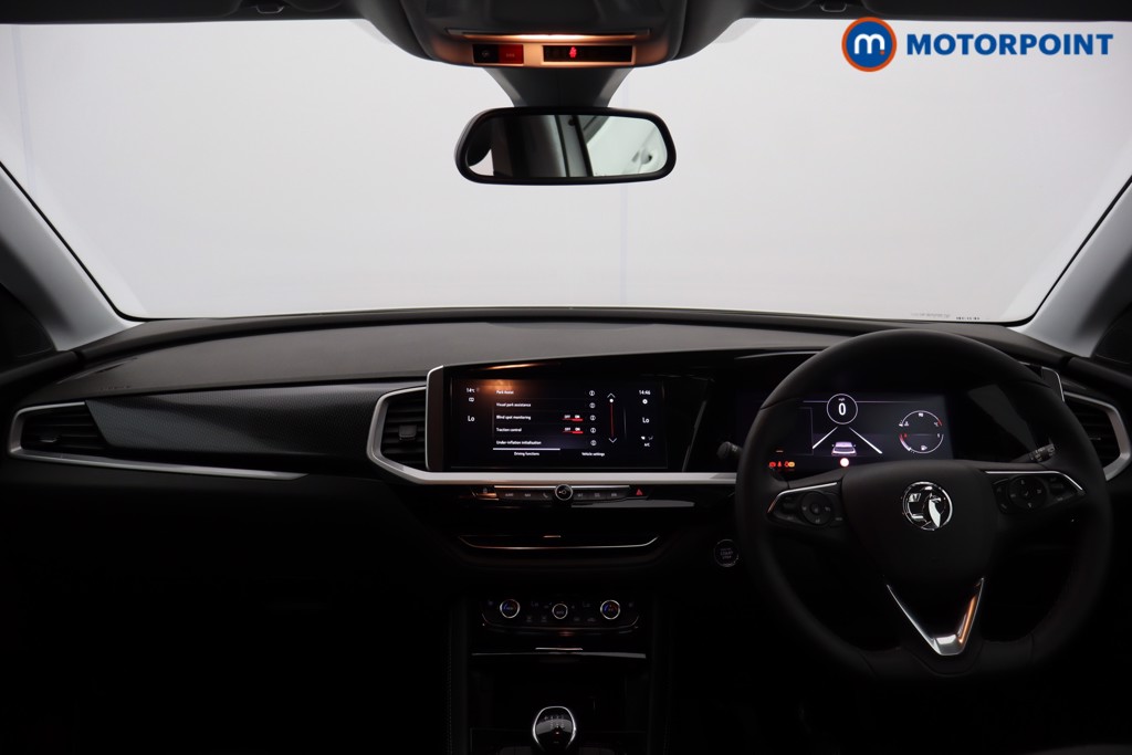 Vauxhall Grandland Ultimate Manual Petrol SUV - Stock Number (1602788) - 1st supplementary image