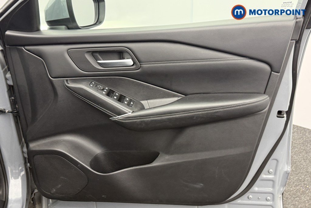 Nissan Qashqai N-Connecta Automatic Petrol-Electric Hybrid SUV - Stock Number (1602841) - 16th supplementary image