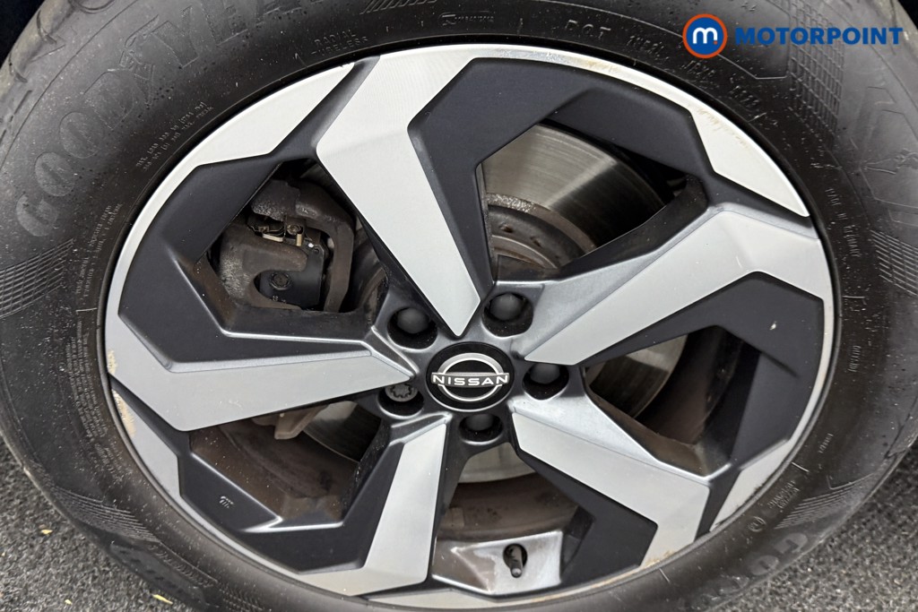 Nissan Qashqai N-Connecta Automatic Petrol-Electric Hybrid SUV - Stock Number (1602841) - 29th supplementary image