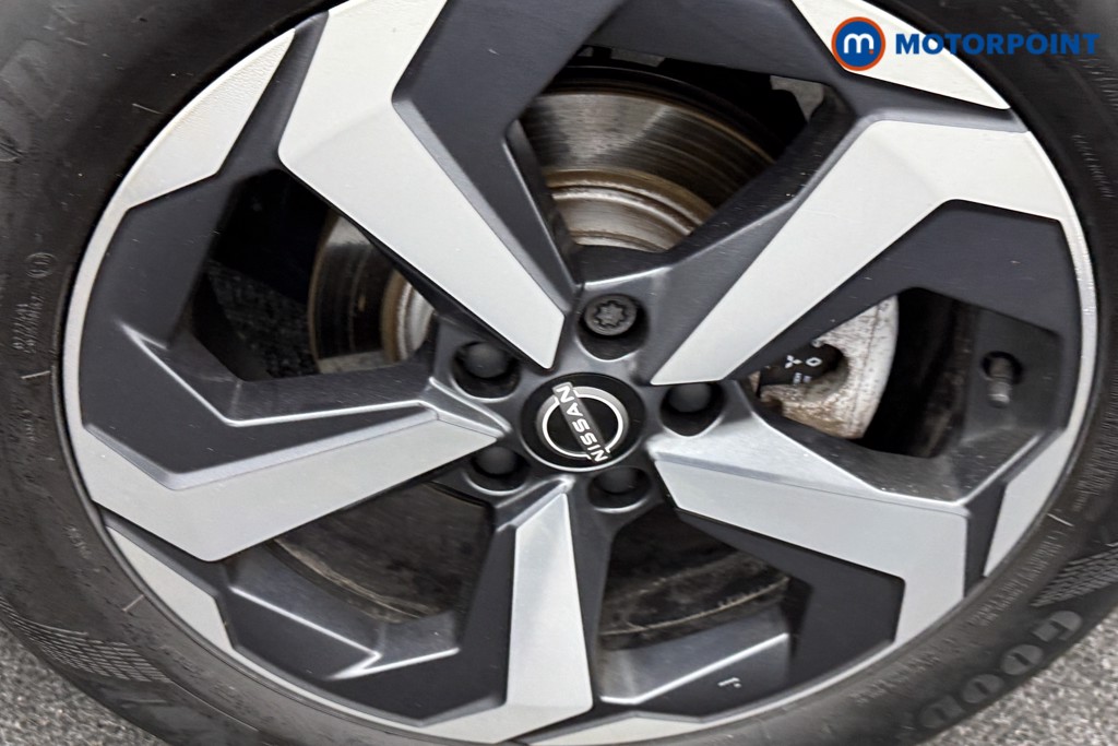 Nissan Qashqai N-Connecta Automatic Petrol-Electric Hybrid SUV - Stock Number (1602841) - 30th supplementary image