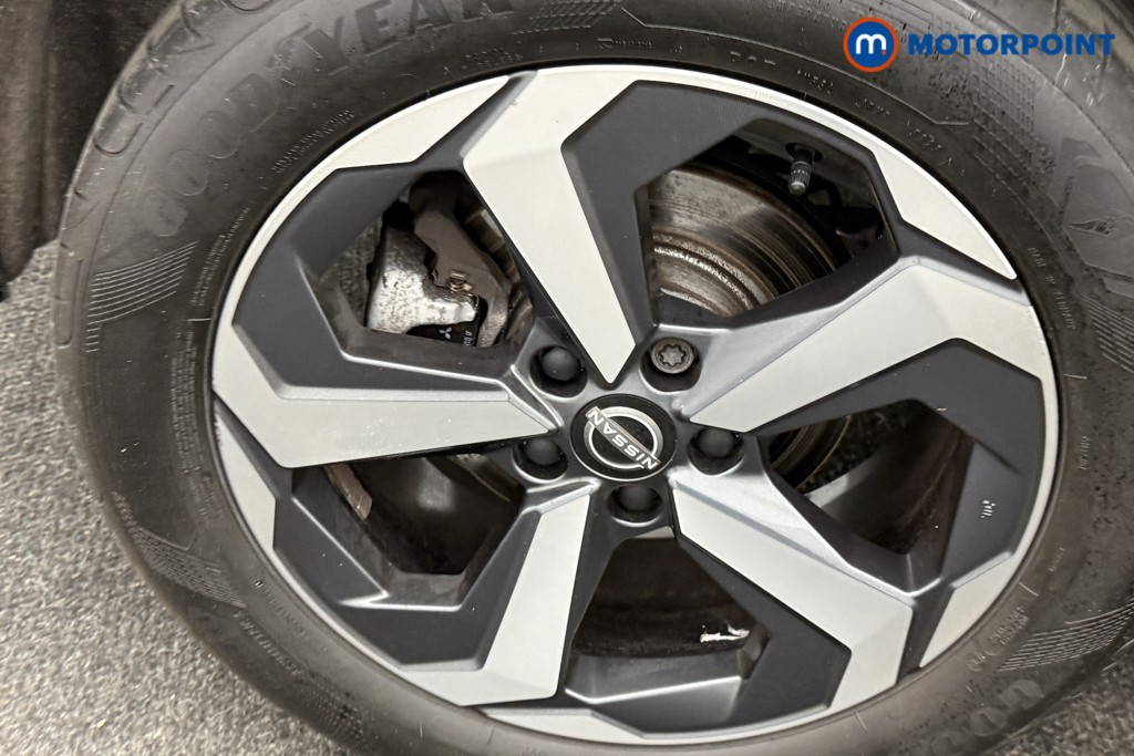 Nissan Qashqai N-Connecta Automatic Petrol-Electric Hybrid SUV - Stock Number (1602841) - 31st supplementary image