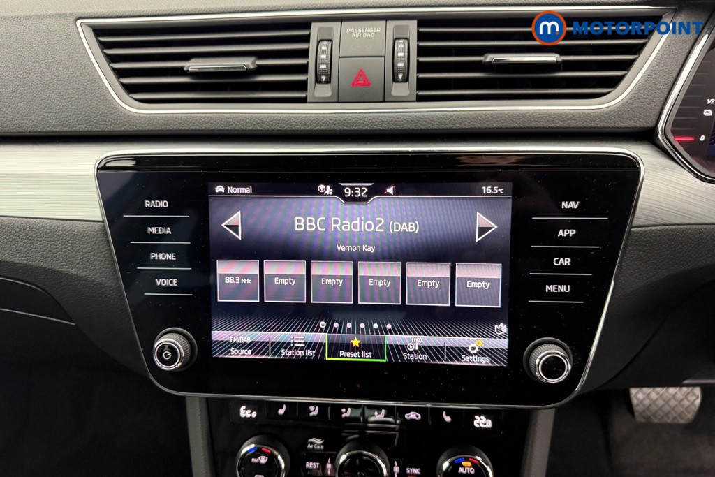 Skoda Superb Se Technology Automatic Petrol Plug-In Hybrid Estate - Stock Number (1602891) - 6th supplementary image