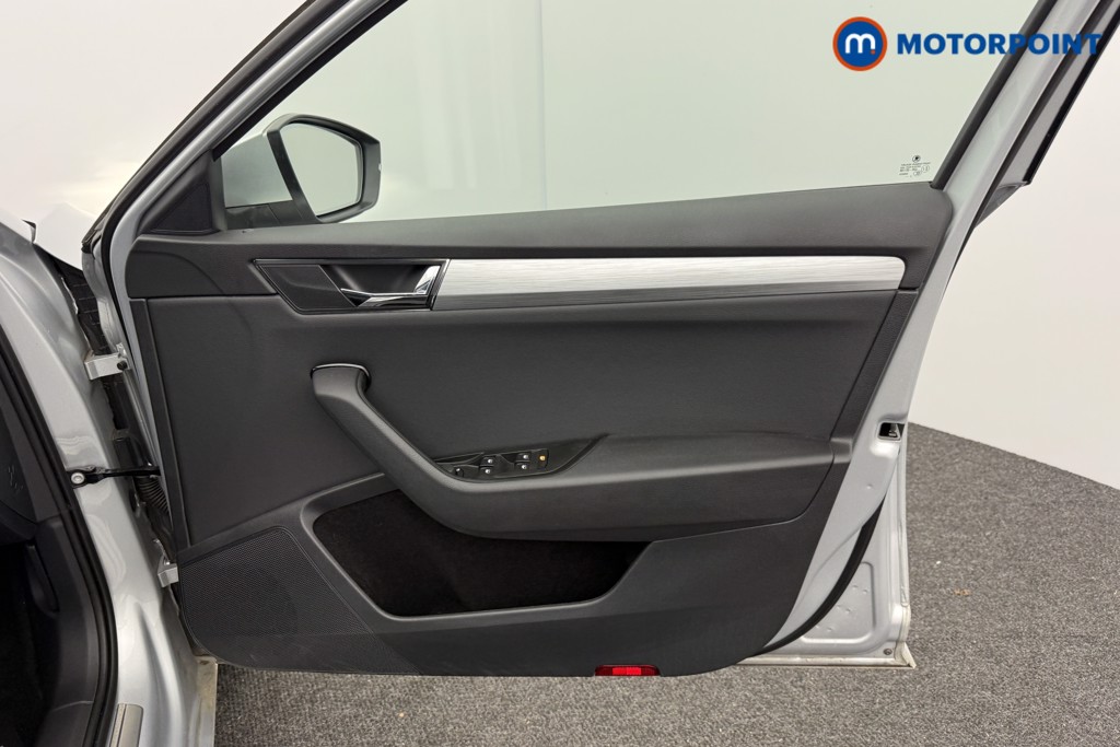 Skoda Superb Se Technology Automatic Petrol Plug-In Hybrid Estate - Stock Number (1602891) - 18th supplementary image