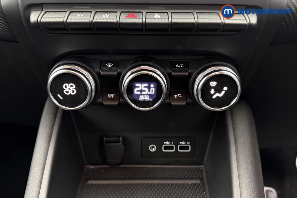 Renault Captur Engineered Automatic Petrol-Electric Hybrid SUV - Stock Number (1602963) - 10th supplementary image