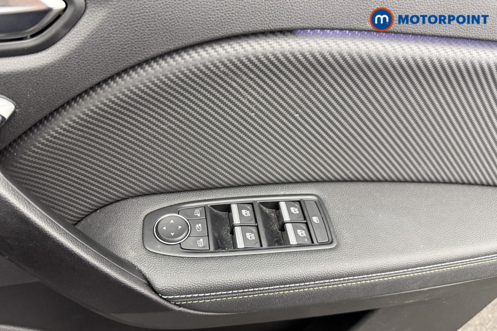 Renault Captur Engineered Automatic Petrol-Electric Hybrid SUV - Stock Number (1602963) - 15th supplementary image