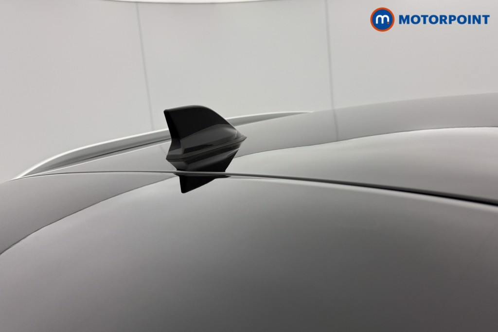 Renault Captur Engineered Automatic Petrol-Electric Hybrid SUV - Stock Number (1602963) - 19th supplementary image