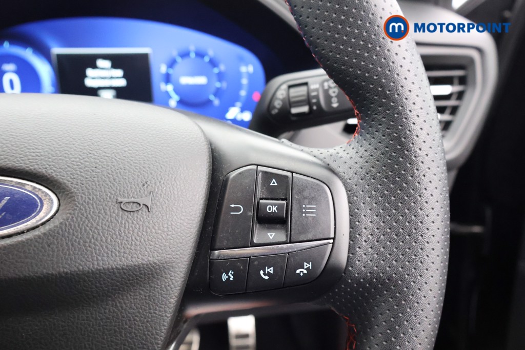 Ford Focus St-Line Vignale Manual Petrol Hatchback - Stock Number (1602965) - 3rd supplementary image