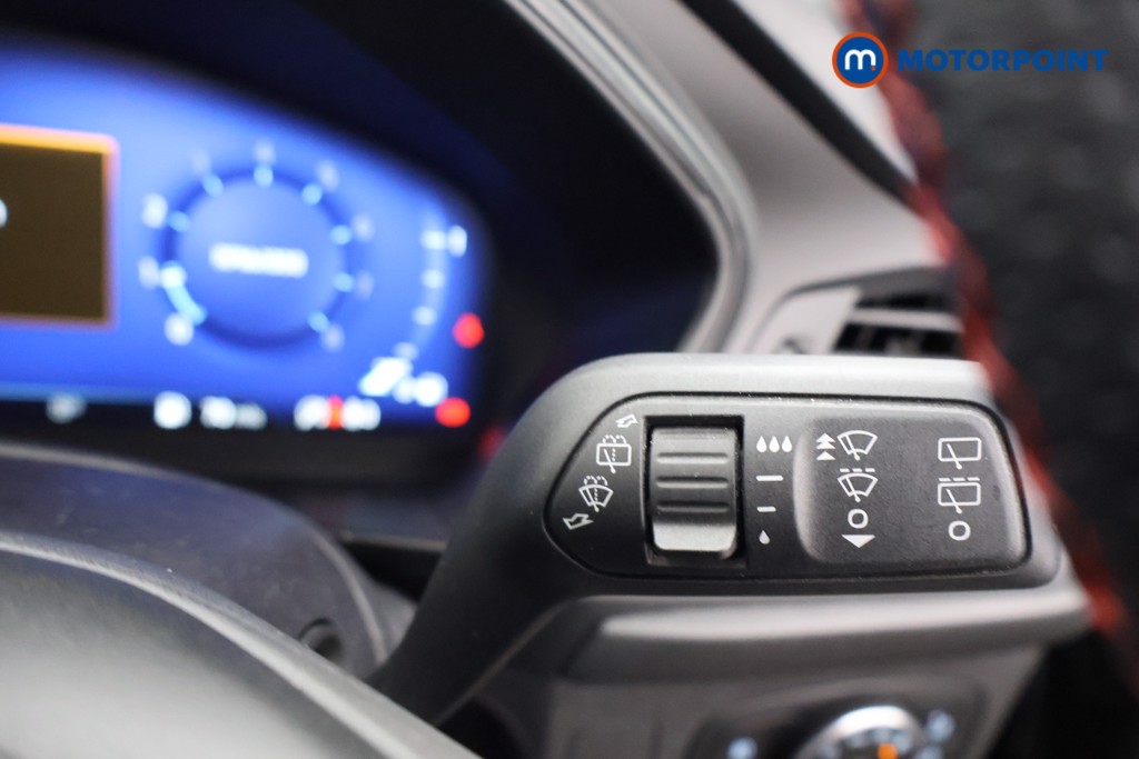 Ford Focus St-Line Vignale Manual Petrol Hatchback - Stock Number (1602965) - 6th supplementary image