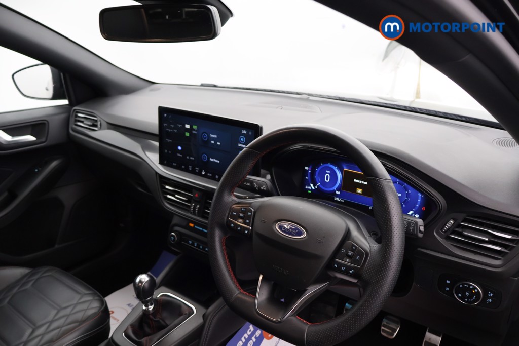 Ford Focus St-Line Vignale Manual Petrol Hatchback - Stock Number (1602965) - 13th supplementary image