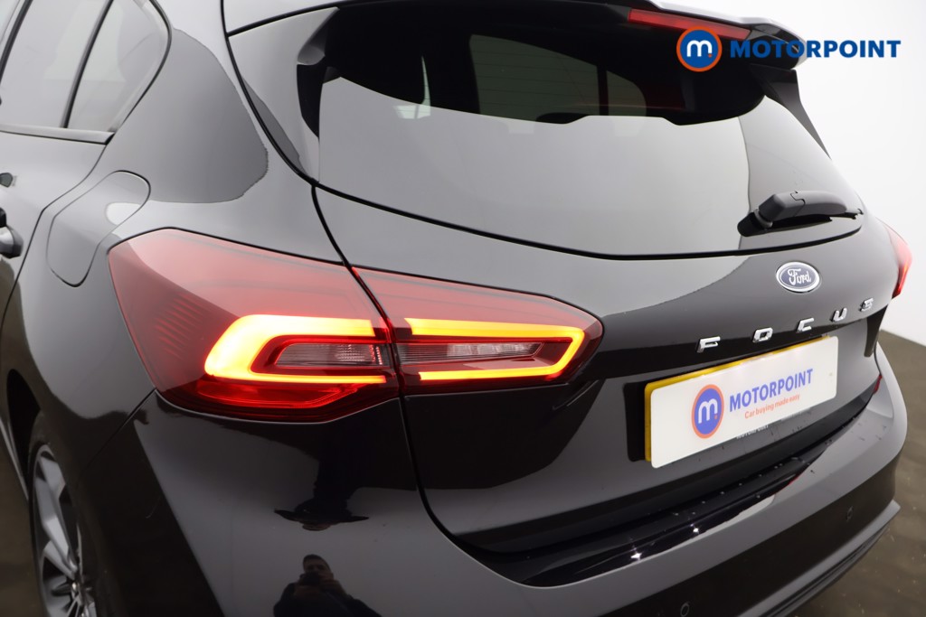 Ford Focus St-Line Vignale Manual Petrol Hatchback - Stock Number (1602965) - 21st supplementary image