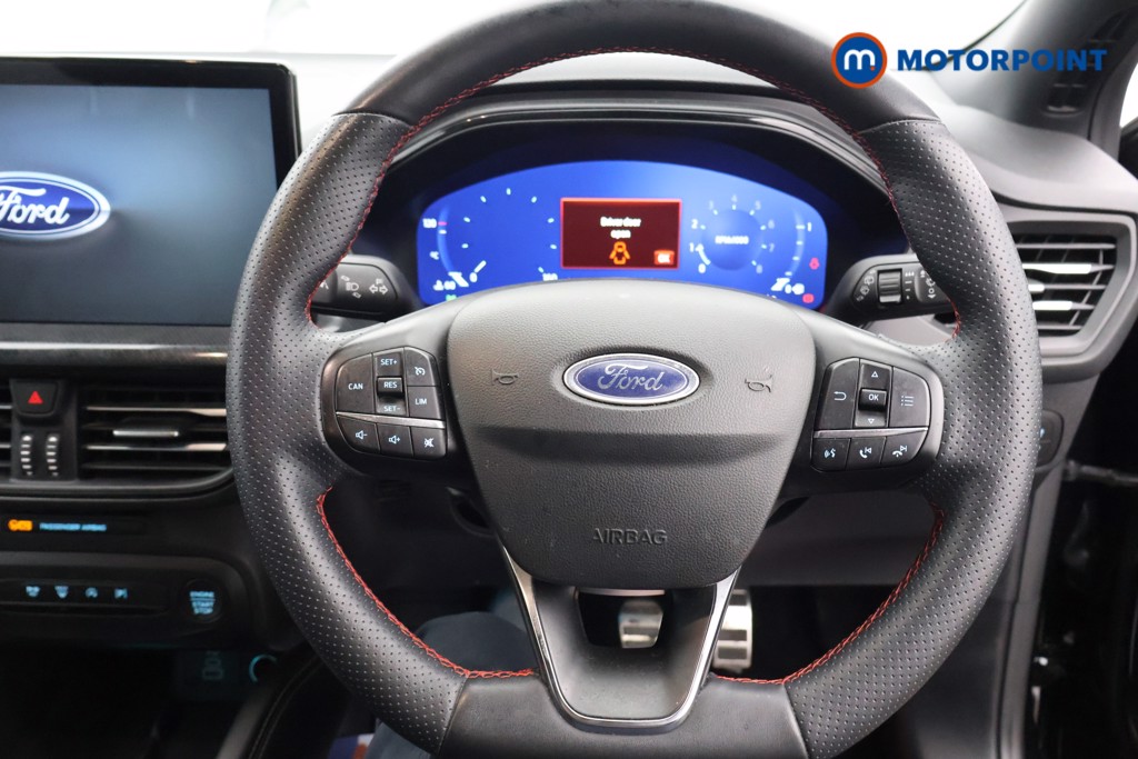 Ford Focus St-Line Vignale Manual Petrol Hatchback - Stock Number (1602965) - 1st supplementary image