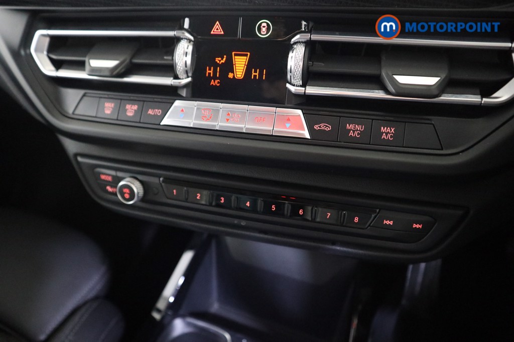 BMW 1 Series Sport Automatic Diesel Hatchback - Stock Number (1603109) - 7th supplementary image