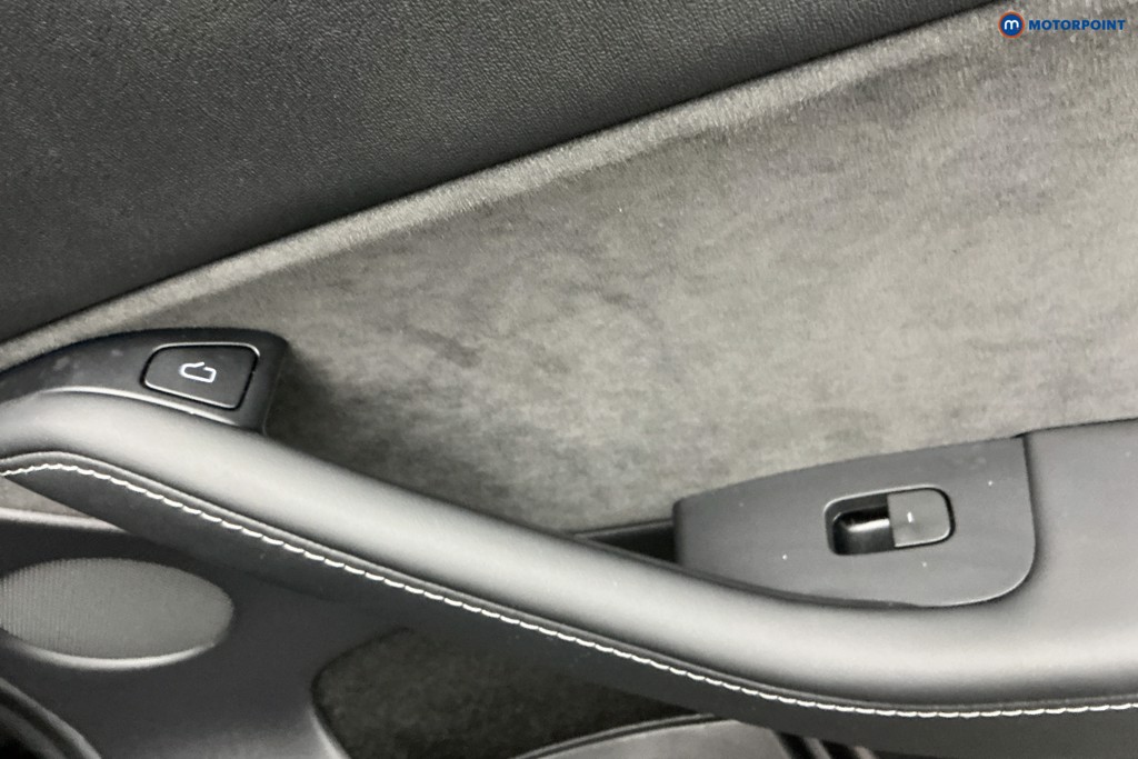 Tesla Model Y Long Range Automatic Electric SUV - Stock Number (1603270) - 25th supplementary image