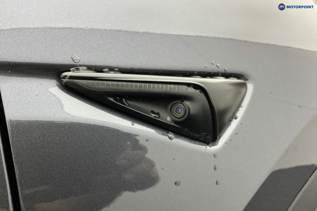 Tesla Model Y Long Range Automatic Electric SUV - Stock Number (1603270) - 32nd supplementary image