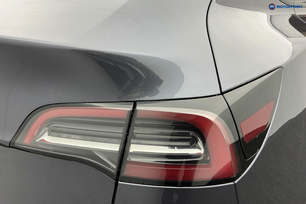 Tesla Model Y Long Range Automatic Electric SUV - Stock Number (1603270) - 33rd supplementary image