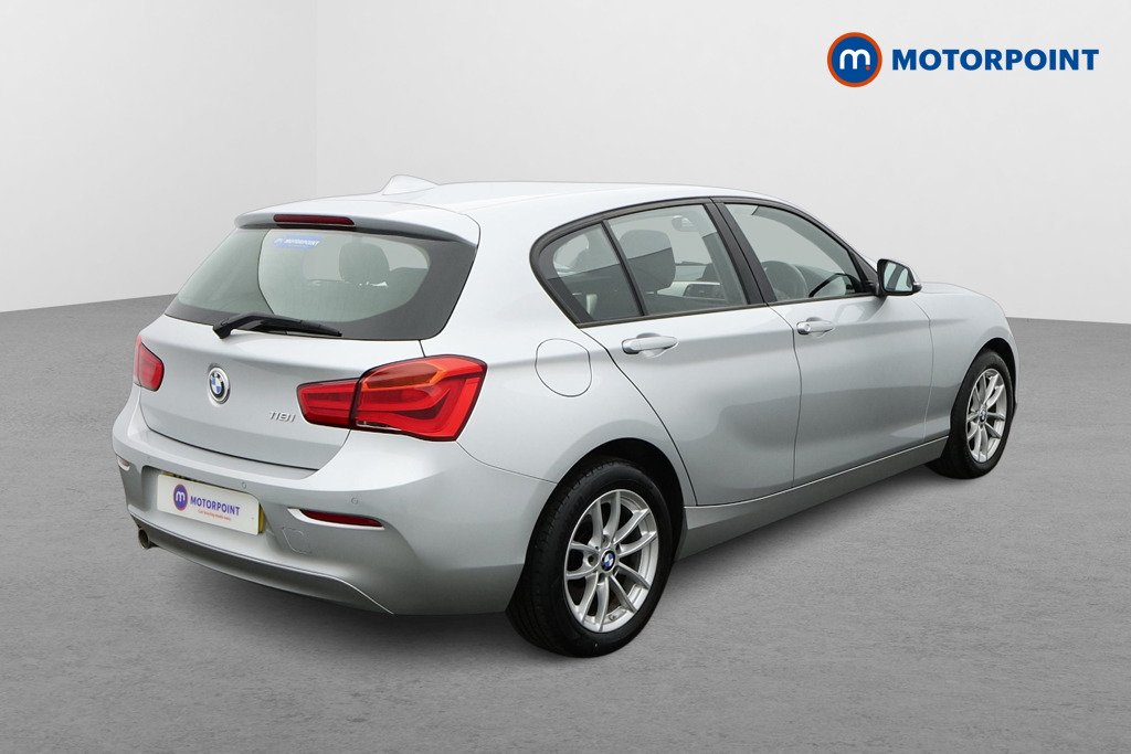 BMW 1 Series Se Business Manual Petrol Hatchback - Stock Number (1603348) - Drivers side rear corner