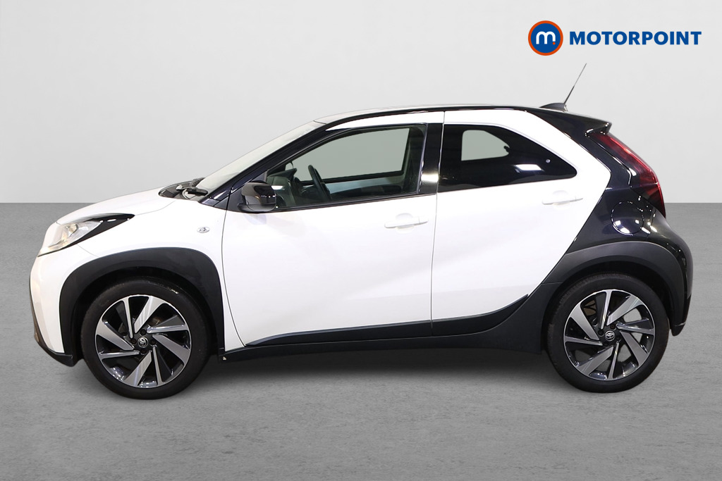 Toyota Aygo X Edge Manual Petrol Hatchback - Stock Number (1603360) - Passenger side