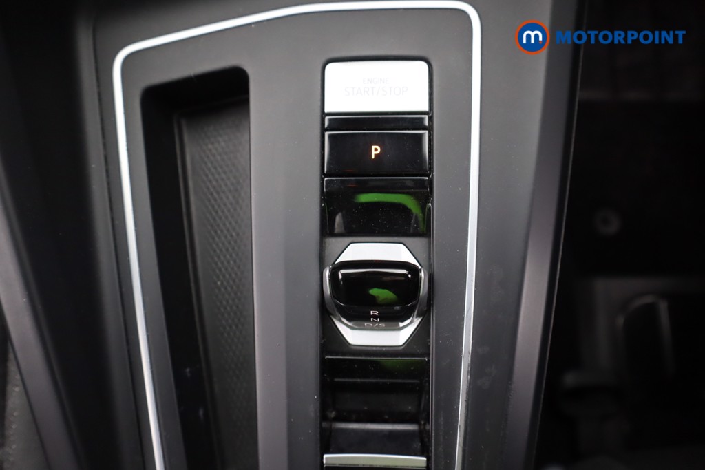 Volkswagen Golf Life Automatic Petrol Hatchback - Stock Number (1603809) - 14th supplementary image