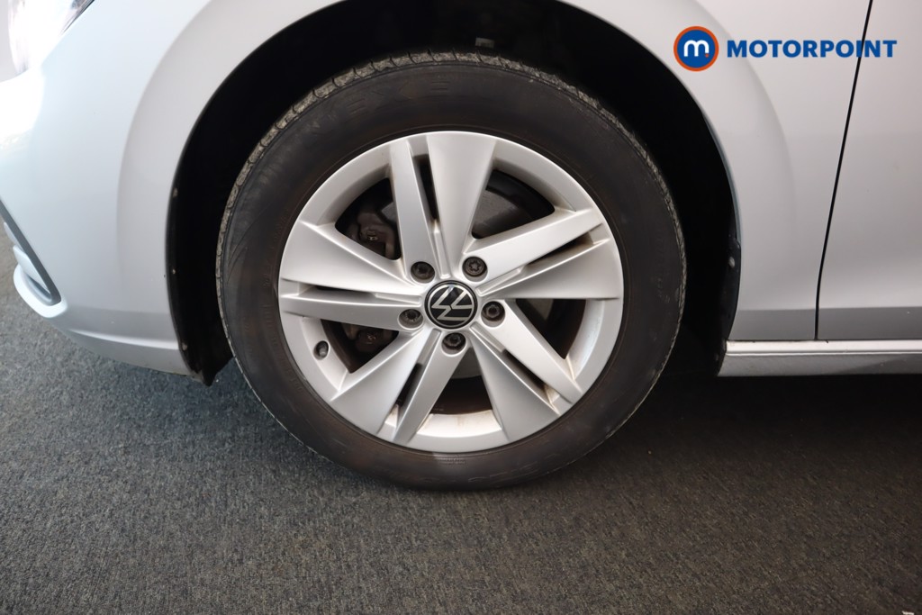 Volkswagen Golf Life Automatic Petrol Hatchback - Stock Number (1603809) - 38th supplementary image