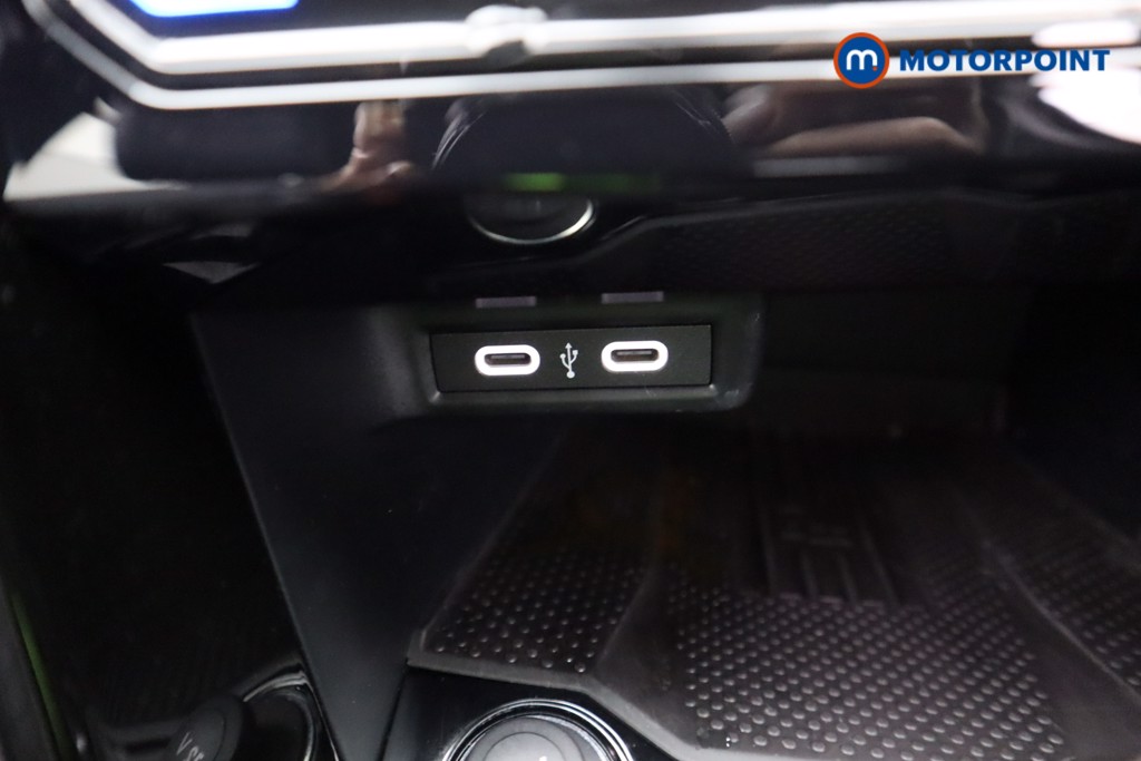 Volkswagen T-Roc Black Edition Automatic Petrol SUV - Stock Number (1603968) - 15th supplementary image