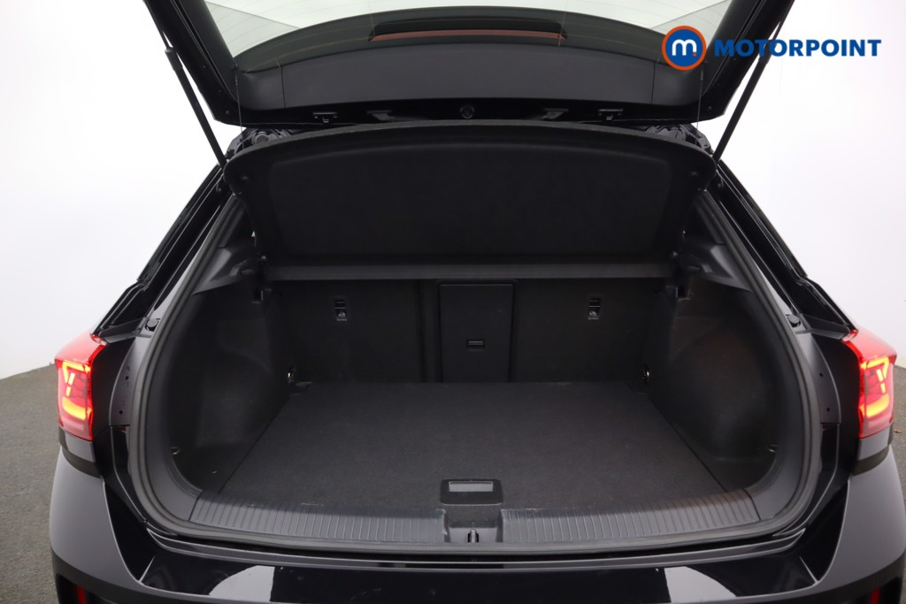 Volkswagen T-Roc Black Edition Automatic Petrol SUV - Stock Number (1603968) - 31st supplementary image