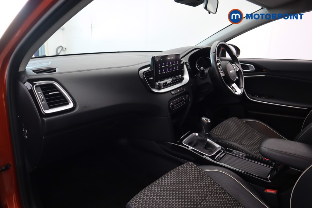 KIA Xceed Connect Manual Petrol Hatchback - Stock Number (1604000) - 32nd supplementary image