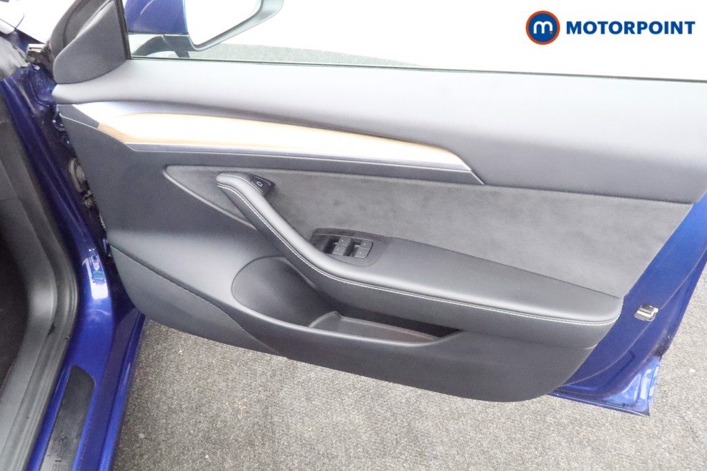 Tesla Model 3 Long Range Automatic Electric Saloon - Stock Number (1604008) - 3rd supplementary image