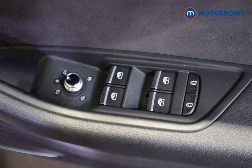 Audi A4 Black Edition Automatic Petrol Estate - Stock Number (1604019) - 11th supplementary image