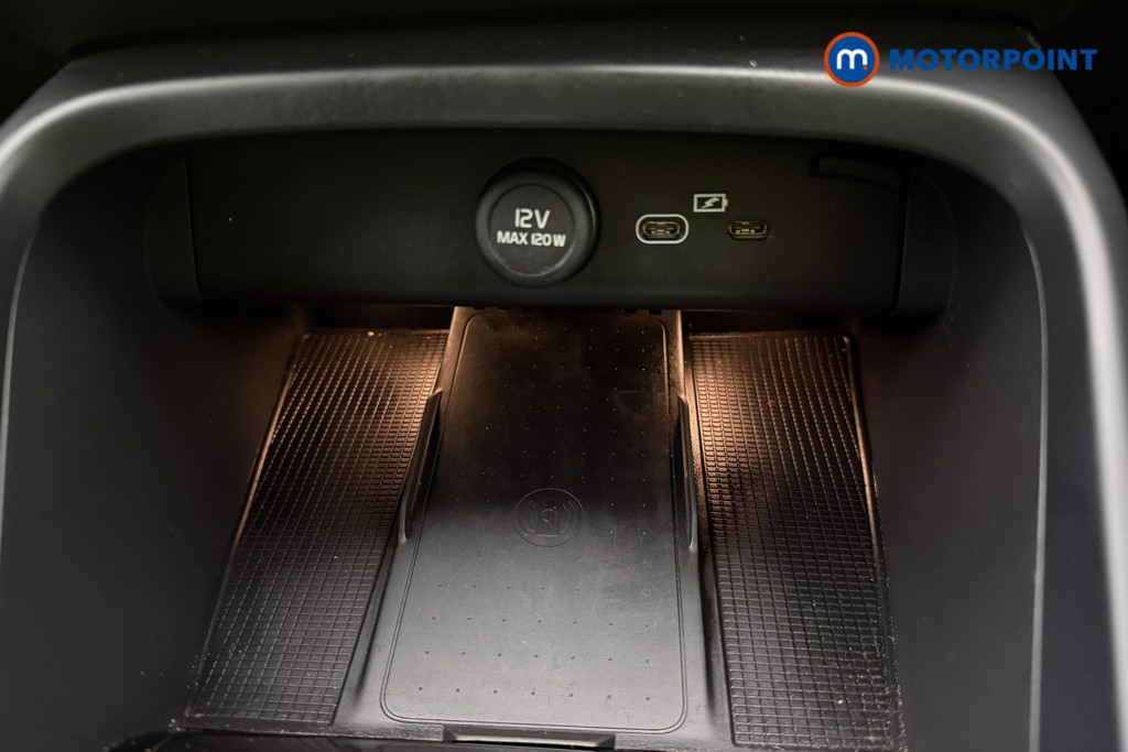 Volvo Xc40 Plus Automatic Petrol SUV - Stock Number (1604026) - 33rd supplementary image