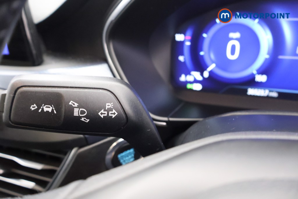 Ford Focus Active X Edition Manual Petrol Hatchback - Stock Number (1604146) - 5th supplementary image