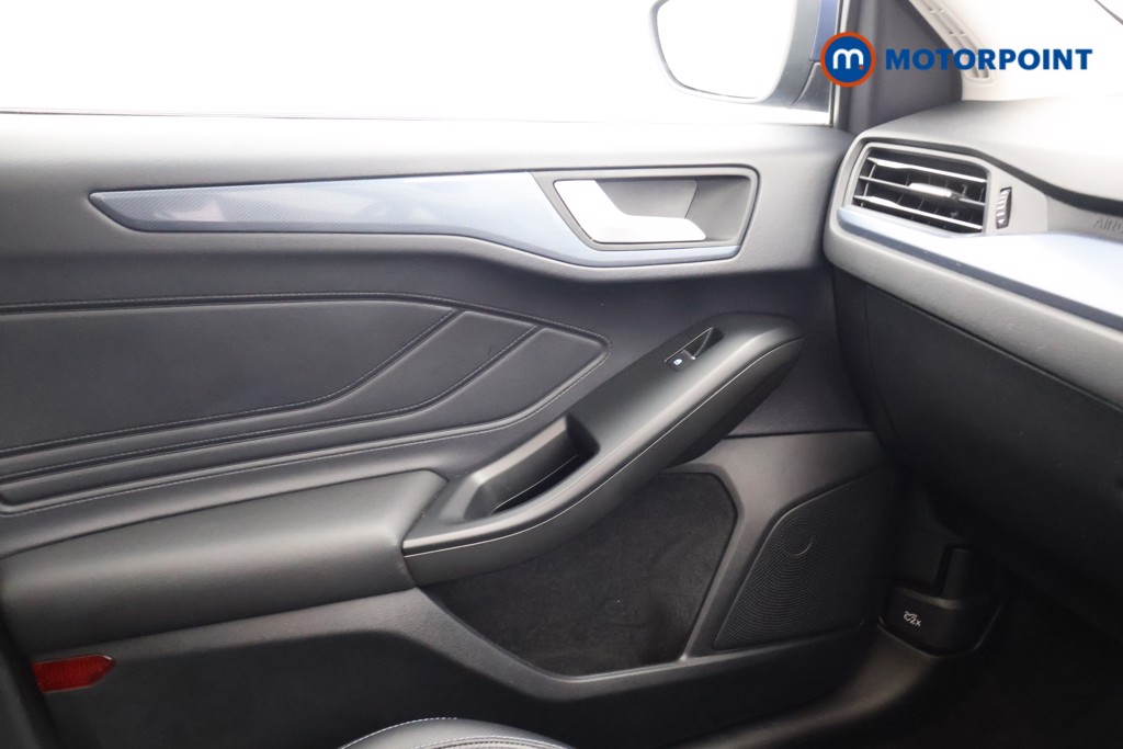 Ford Focus Active X Edition Manual Petrol Hatchback - Stock Number (1604146) - 11th supplementary image