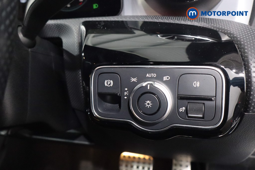 Mercedes-Benz CLA Amg Line Automatic Petrol Coupe - Stock Number (1604298) - 17th supplementary image