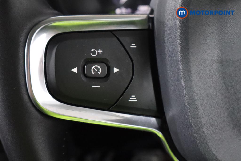 Volvo Xc40 Momentum Manual Petrol SUV - Stock Number (1604366) - 13th supplementary image
