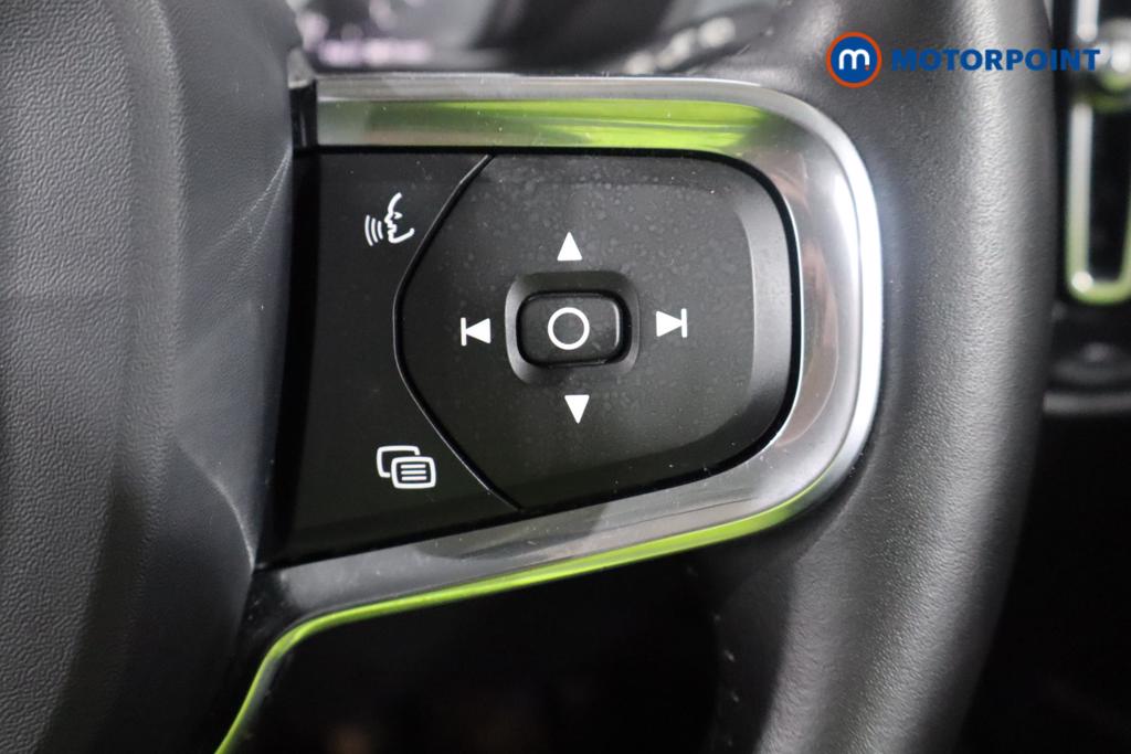 Volvo Xc40 Momentum Manual Petrol SUV - Stock Number (1604366) - 14th supplementary image