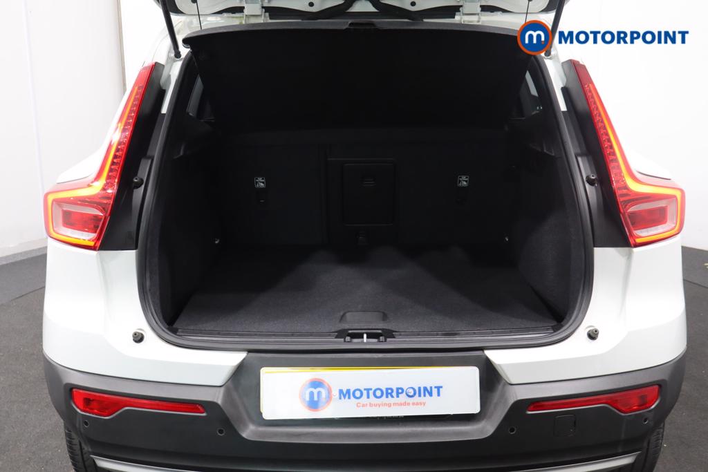 Volvo Xc40 Momentum Manual Petrol SUV - Stock Number (1604366) - 20th supplementary image