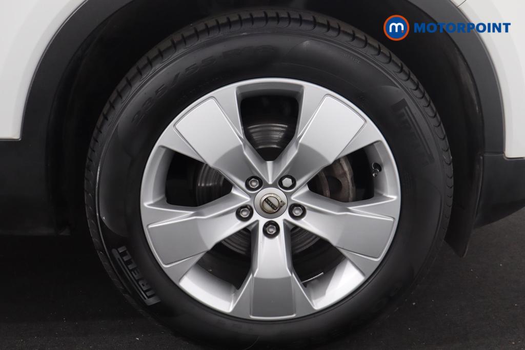 Volvo Xc40 Momentum Manual Petrol SUV - Stock Number (1604366) - 26th supplementary image