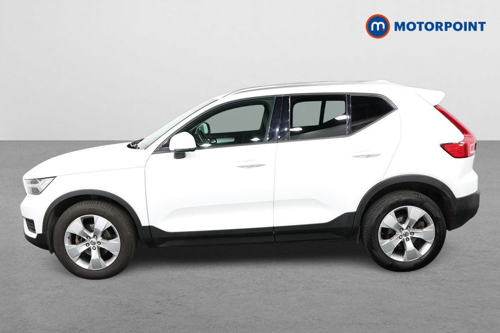 Volvo Xc40 Momentum Manual Petrol SUV - Stock Number (1604366) - Passenger side